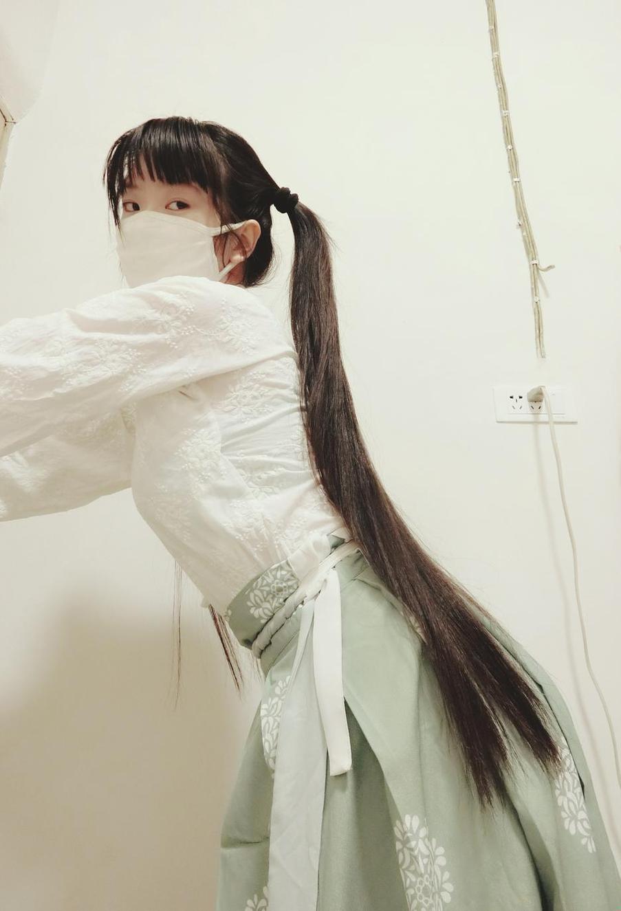 这么多美丽的cosplay照片，你一定要集齐！一份西尔酱死库水校服写真30p图包送你