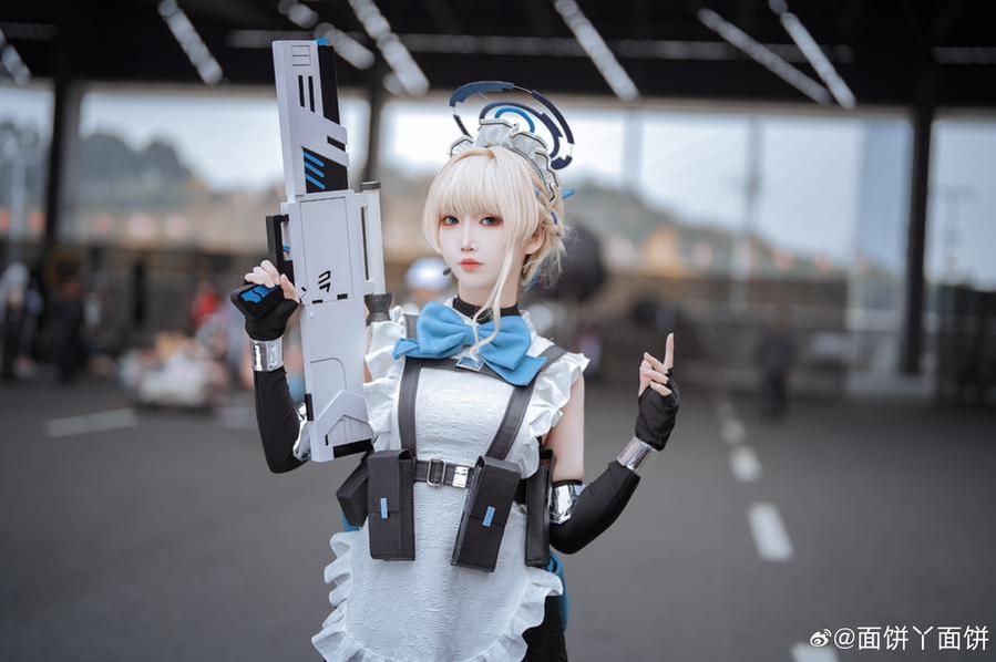 图片更新啦！面饼仙儿cosplay写真大放送